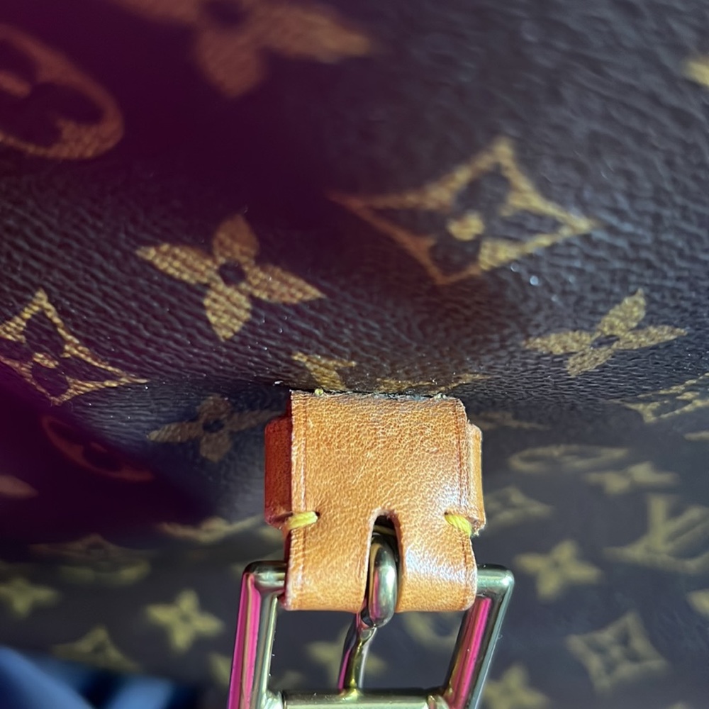 AUTHENTIC Louis Vuitton Rivoli briefcase Monogram, lock keys, luggage tag - Picture 7 of 17